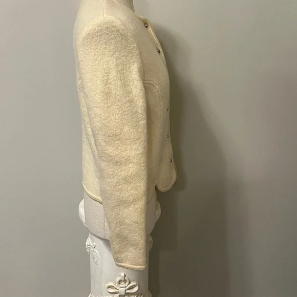 Carroll Reed Scallop-Edge Cream Button Front Jacket - Picture 6 of 8